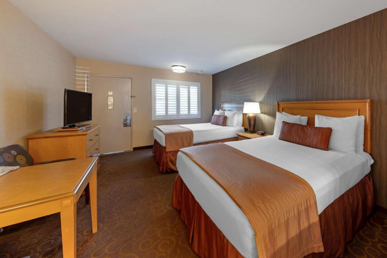 אנהיים Best Western Plus Pavilions מראה חיצוני תמונה