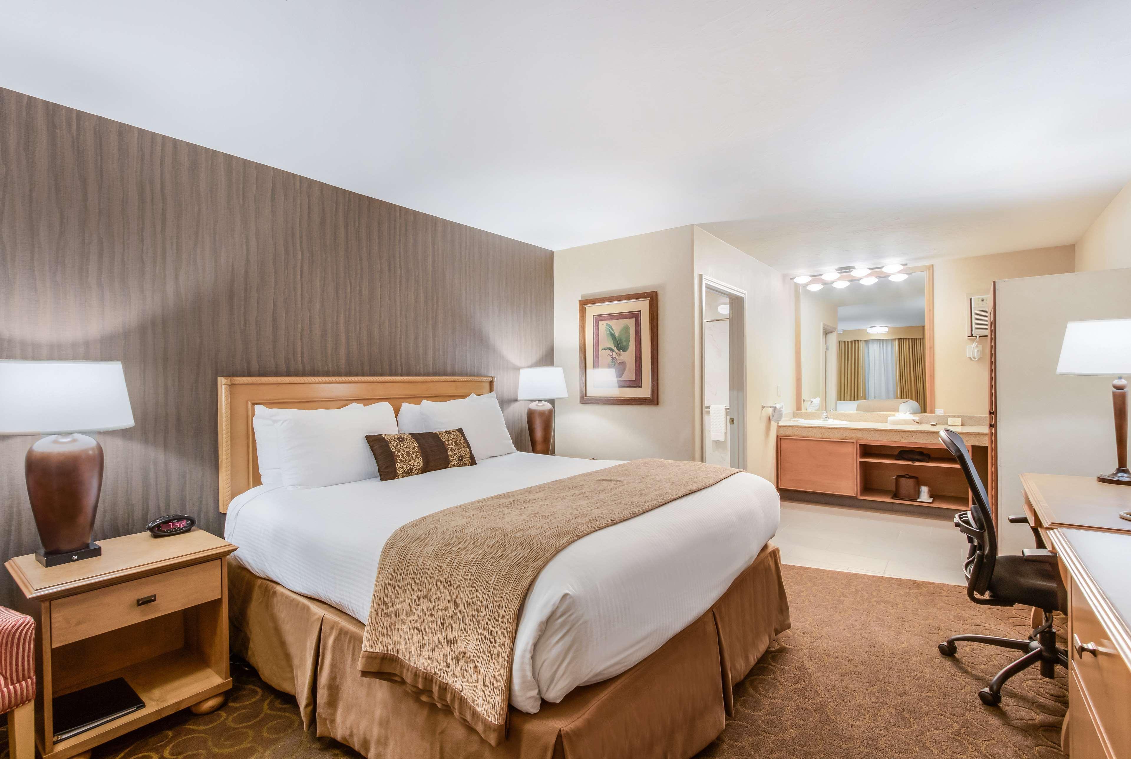 אנהיים Best Western Plus Pavilions מראה חיצוני תמונה