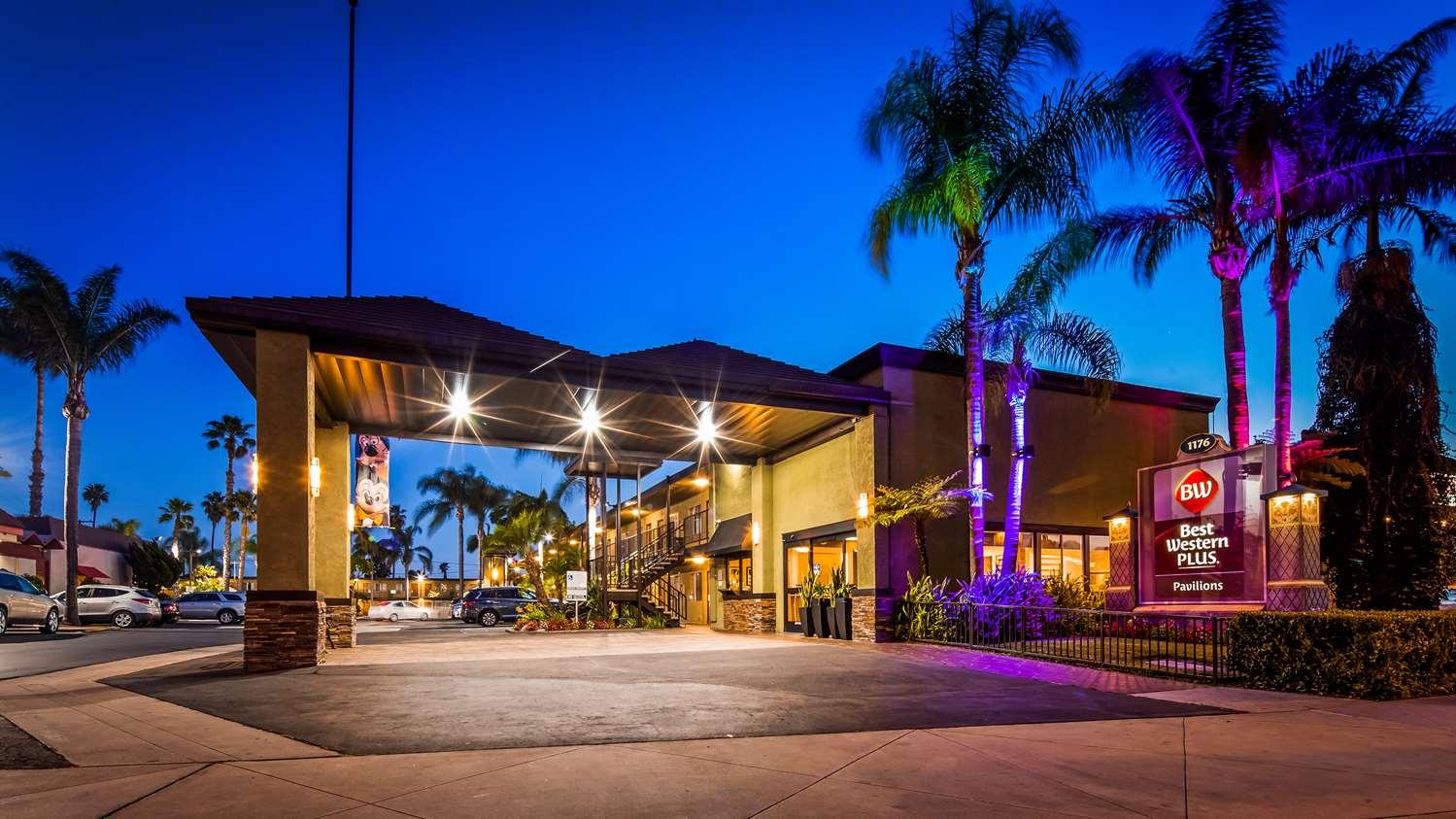 אנהיים Best Western Plus Pavilions מראה חיצוני תמונה